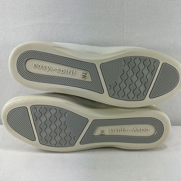 Easy Spirit Ap Casual Lace Up Walking White Sneakers size 7W - Picture 6 of 7